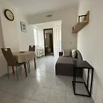 Anna I Apartment