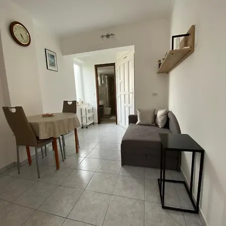 Anna I Apartmán